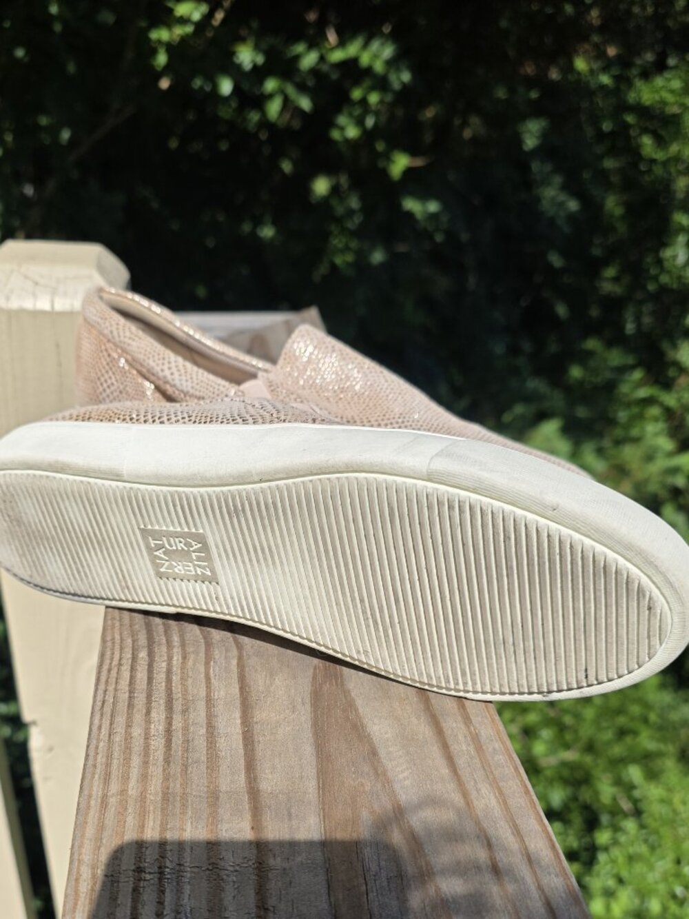 Naturalizer Marianne Rose Gold Slip-on Sneakers Size 8.5M - Picture 4 of 6